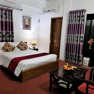 De Meridian Ltd Hotel